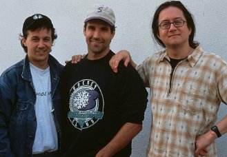 Фото - Тодд МакФарлэйн: 329x228 / 21 Кб