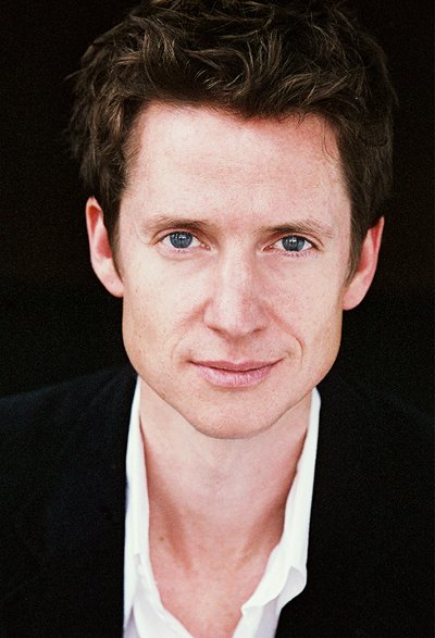 Фото - Стефен Парк: 400x587 / 45 Кб