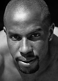 Фото - Тревор Джоунс: 200x276 / 12 Кб