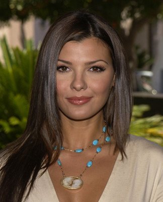 Фото - Али Ландри: 324x400 / 25 Кб