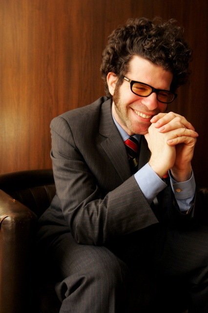 Фото - Дэниэл Рэймонт: 426x640 / 39 Кб