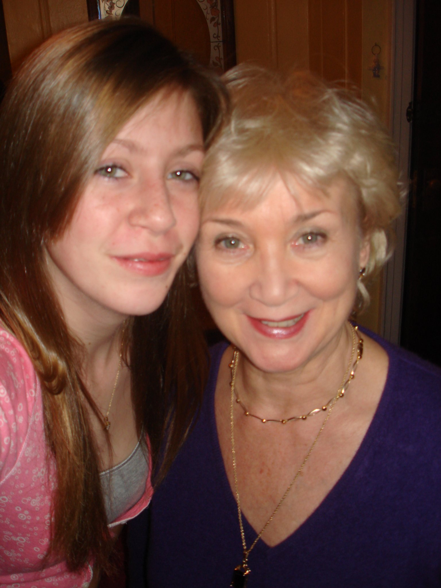 Фото - Trish McGettrick: 1536x2048 / 286 Кб