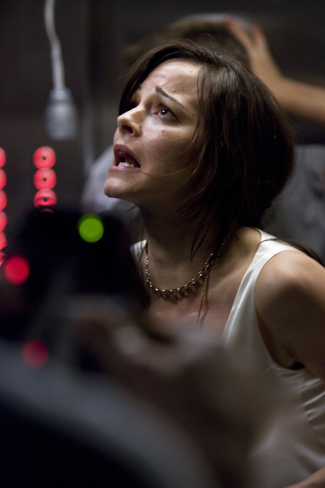 Фото - Бояна Новакович: 1365x2048 / 350 Кб