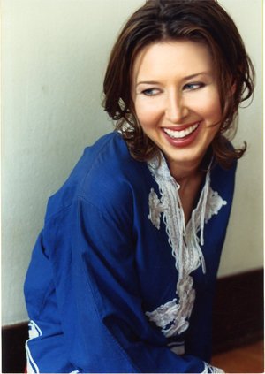 Фото - Karmyn Tyler: 300x423 / 25 Кб