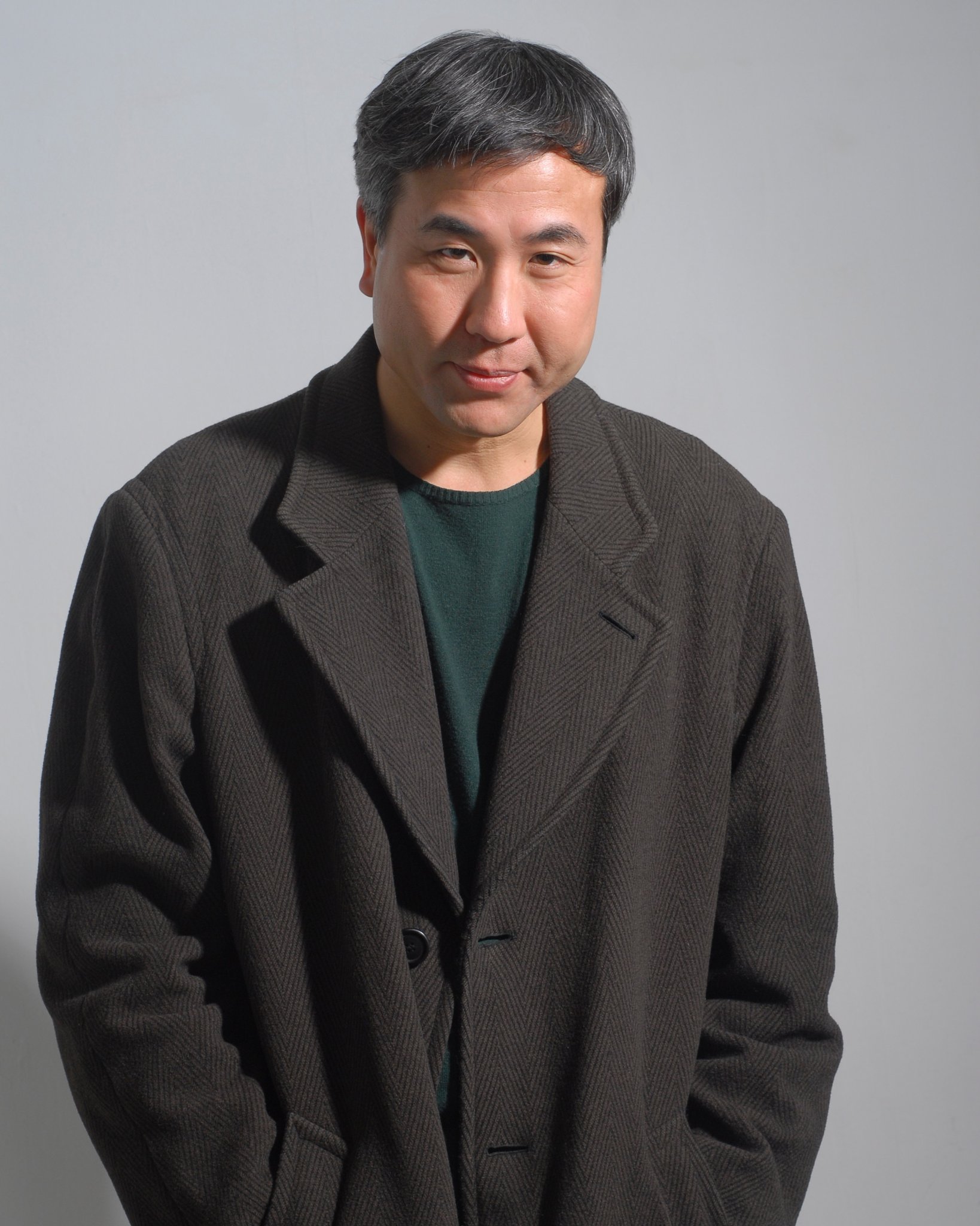 Фото - Robert Lin: 1638x2048 / 375 Кб