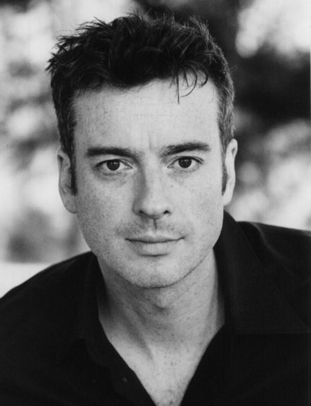 Фото - Sam Newman: 450x586 / 36 Кб