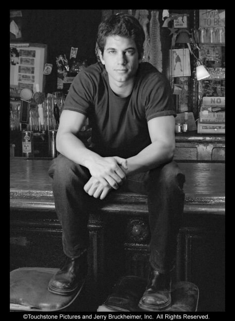 Фото - Адам Гарсиа: 475x649 / 54 Кб