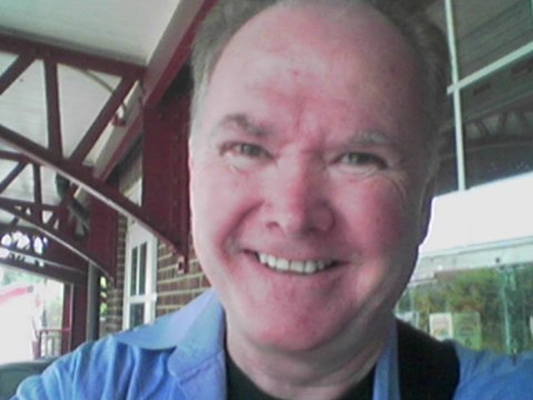 Фото - Denis McKeown: 480x360 / 29 Кб