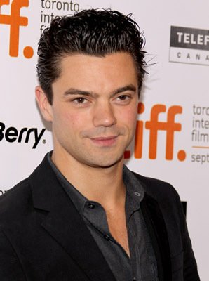 Фото - Доминик Купер: 298x400 / 24 Кб