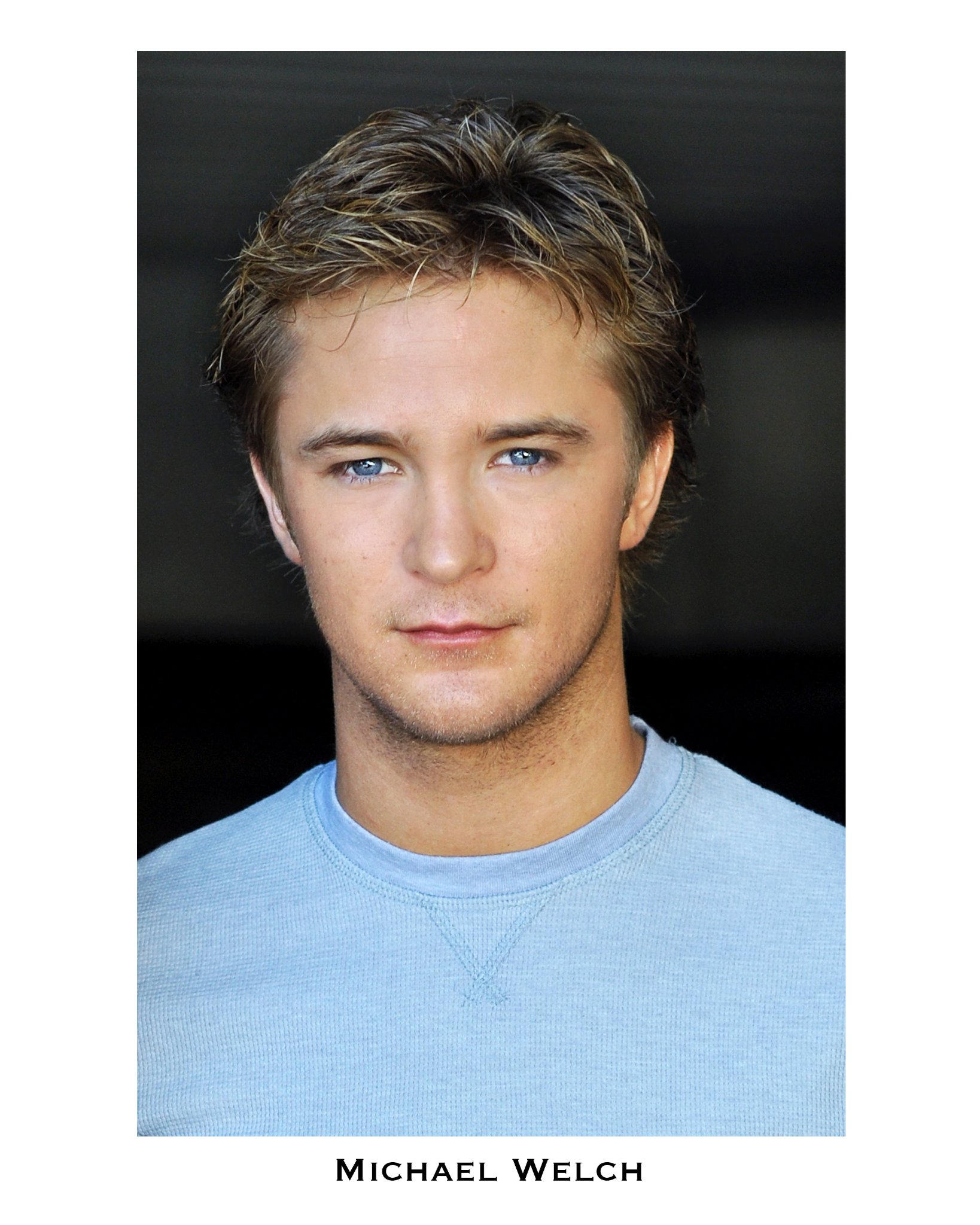 Фото - Майкл Уэлш: 1638x2048 / 350 Кб