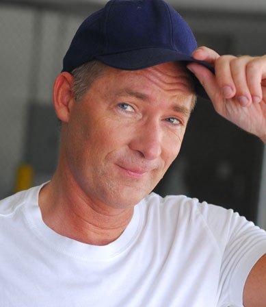 Фото - Стефен Стэнтон: 389x448 / 25 Кб