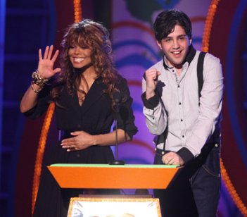 Фото - Джош Пек: 351x308 / 23 Кб