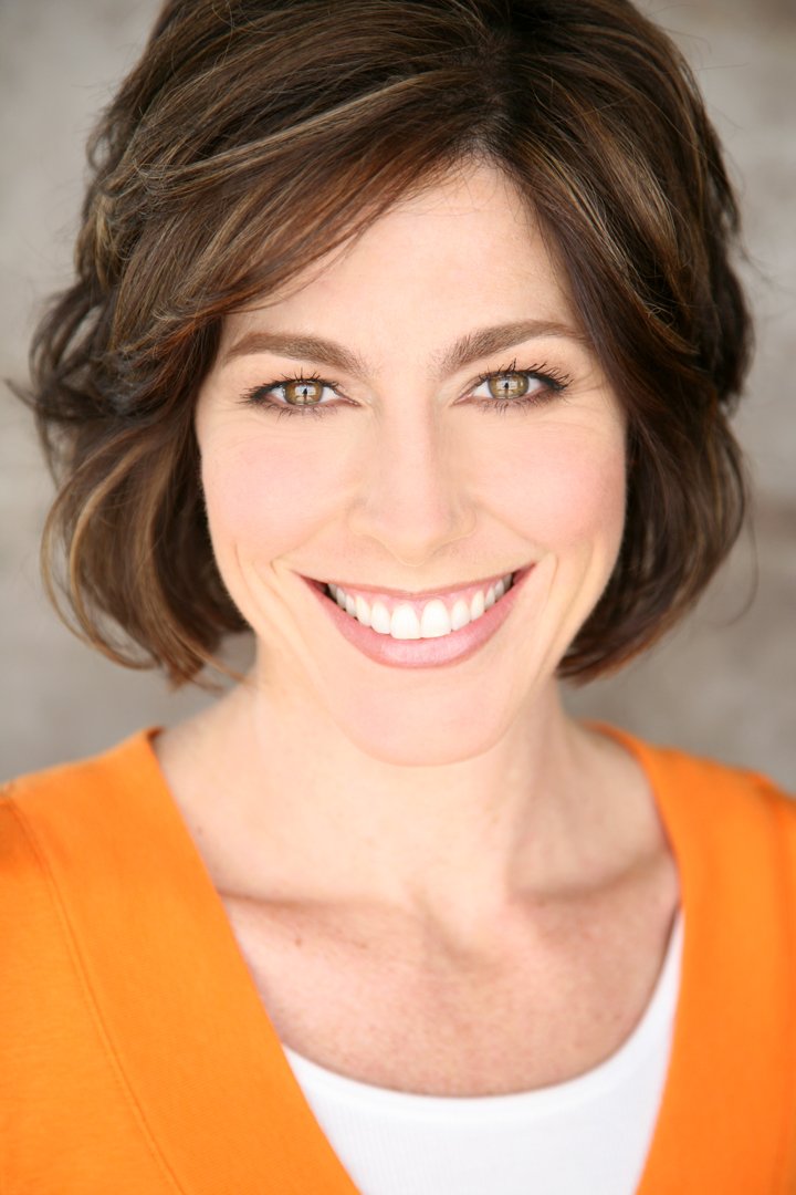 Фото - Reamy Hall: 720x1080 / 94 Кб