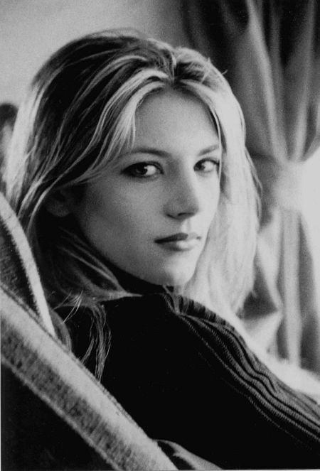 Фото - Кэтрин Уинник: 450x663 / 48 Кб