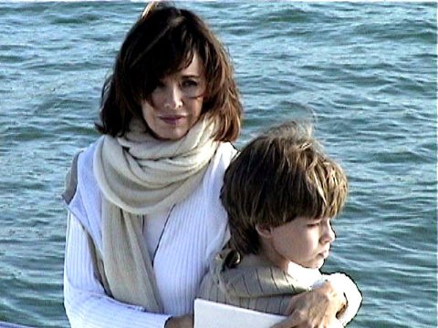 Фото - Девон Алан: 480x360 / 48 Кб