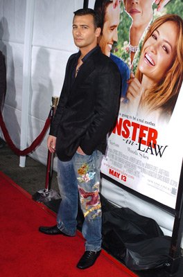 Фото - Роберт Лукетич: 264x400 / 29 Кб