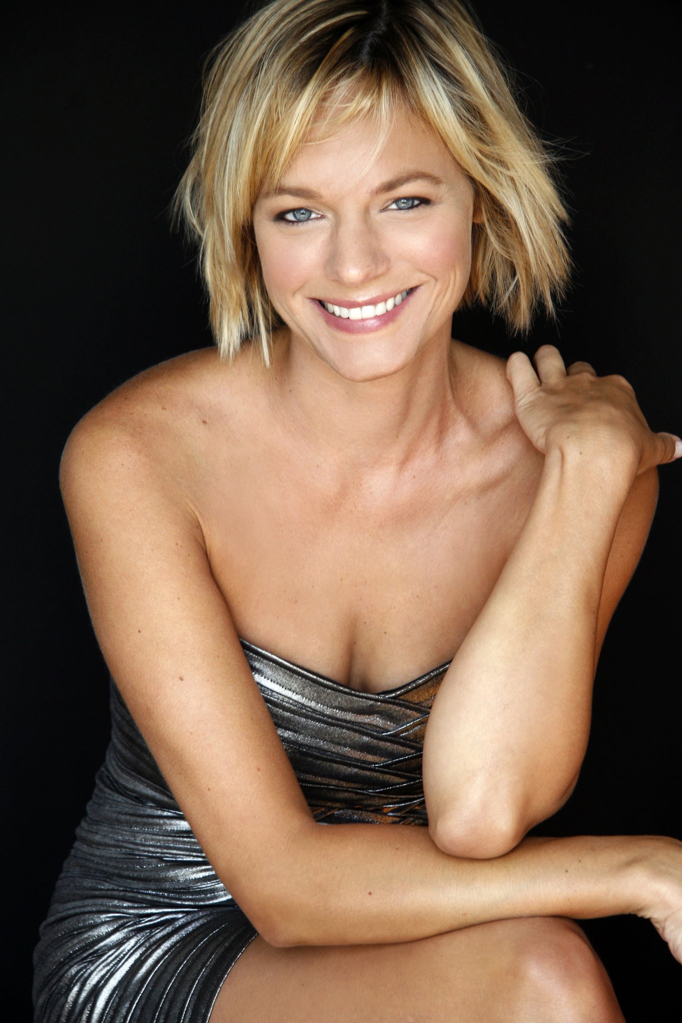 Фото - Кристал Аллен: 1365x2048 / 356 Кб