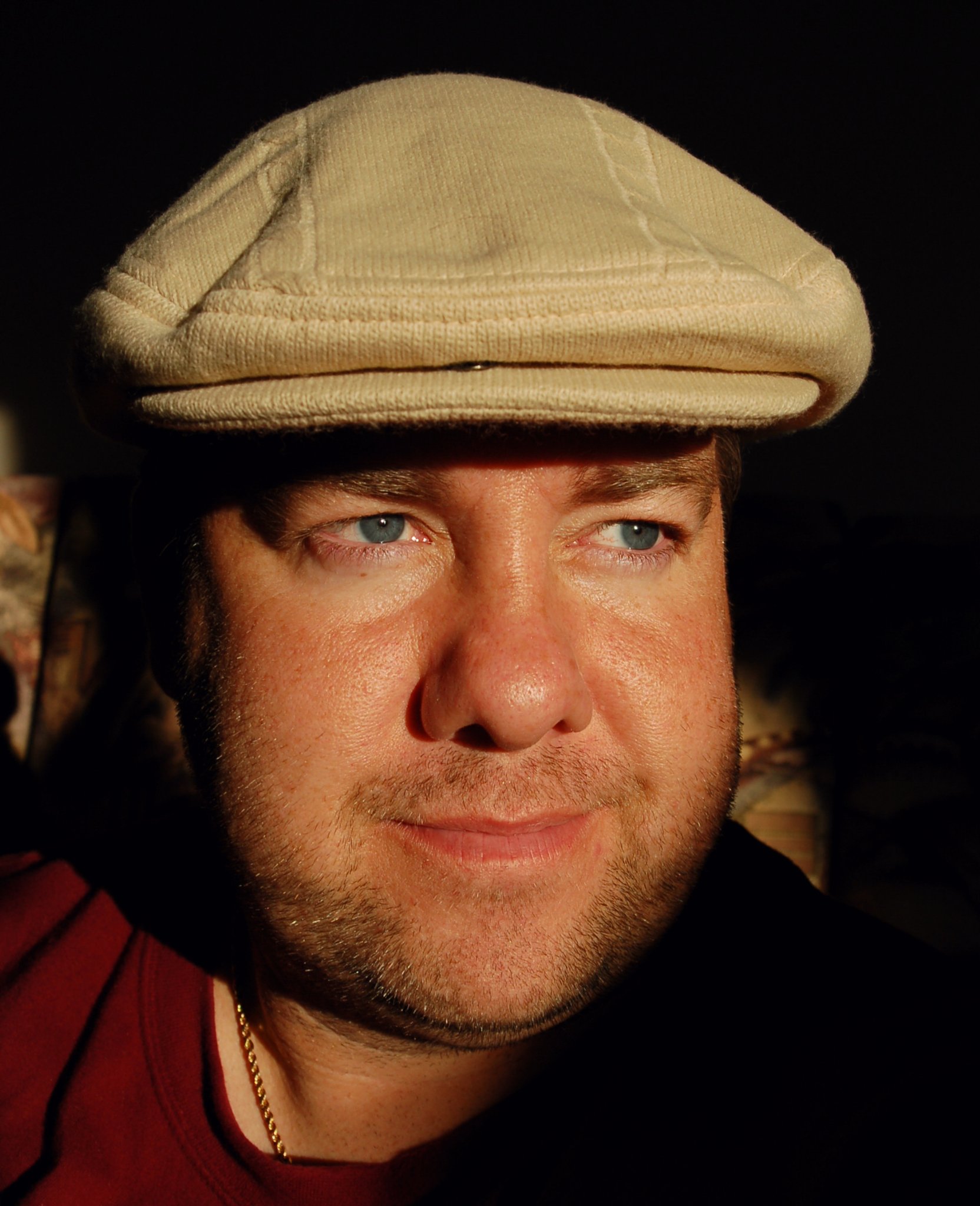 Фото - Guy Guglielmi: 1664x2048 / 344 Кб