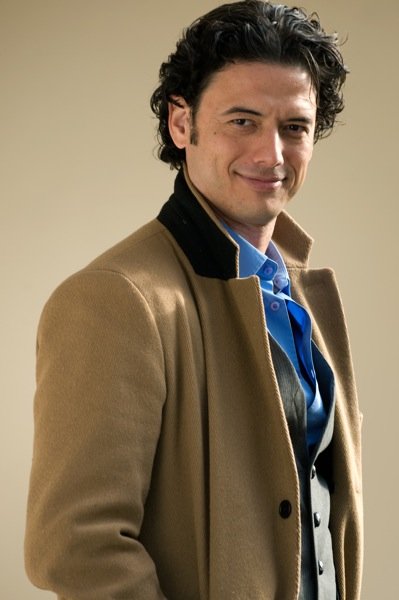 Фото - Паскаль Петрарди: 399x600 / 36 Кб