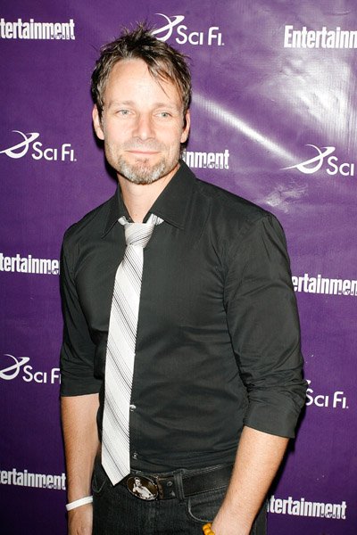 Фото - Райан Роббинс: 400x600 / 55 Кб