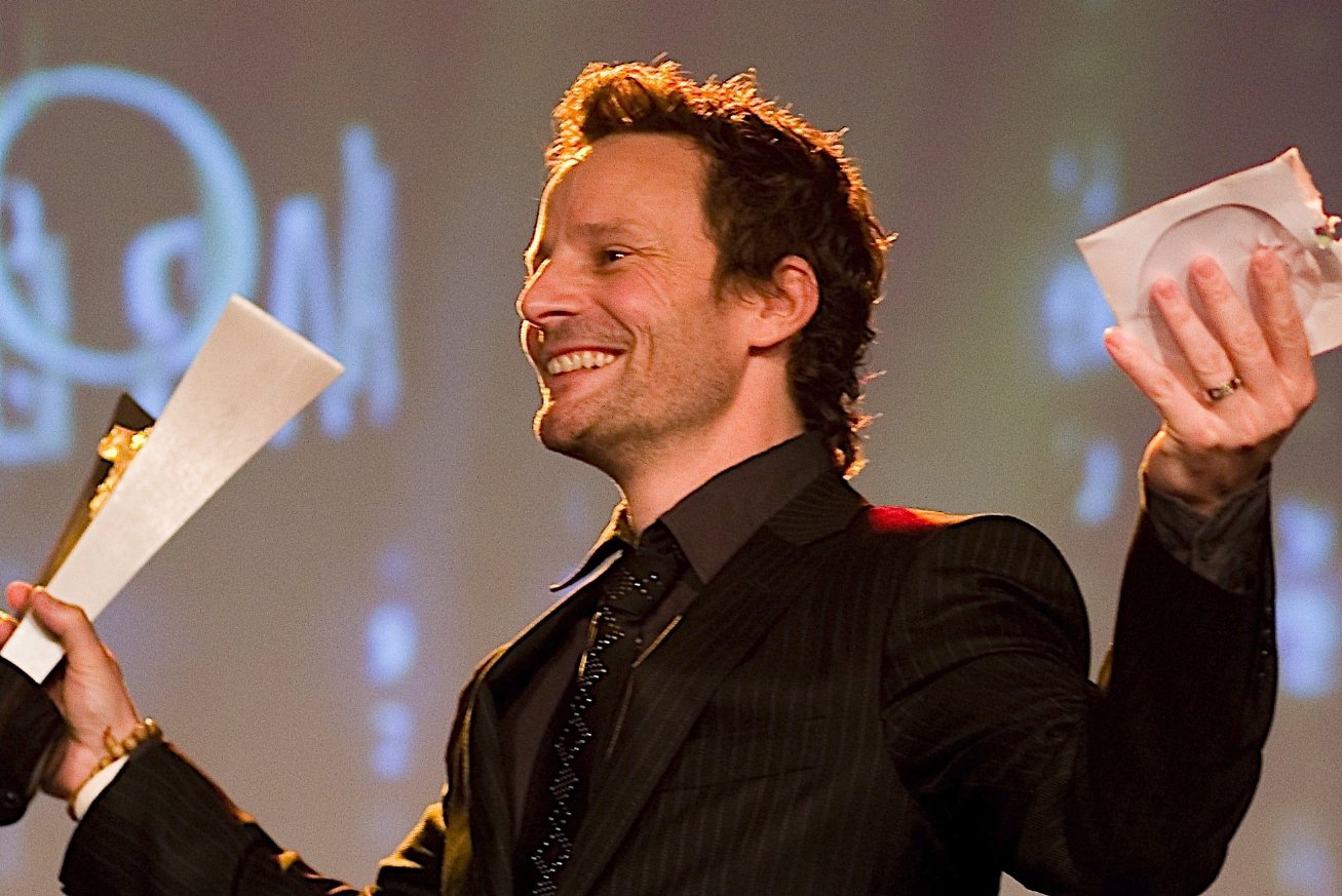 Фото - Райан Роббинс: 1307x873 / 209 Кб