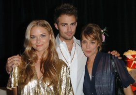 Фото - Пайпер Перабо: 281x197 / 15 Кб