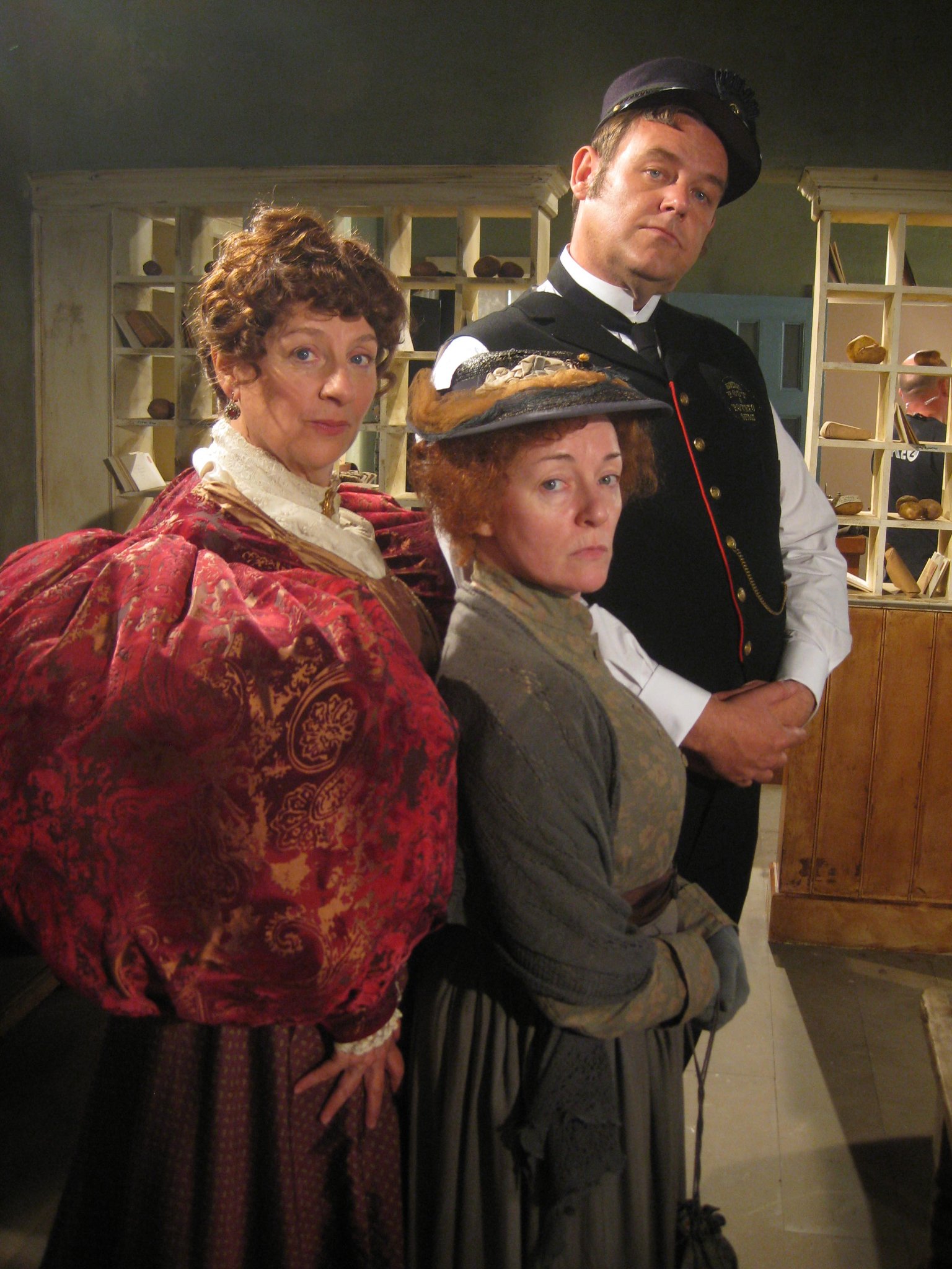 Фото - Тони Модсли: 1536x2048 / 444 Кб