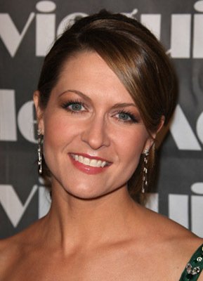 Фото - Эли Хиллис: 289x400 / 21 Кб