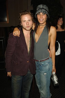 Фото - Карли Поуп: 265x400 / 22 Кб