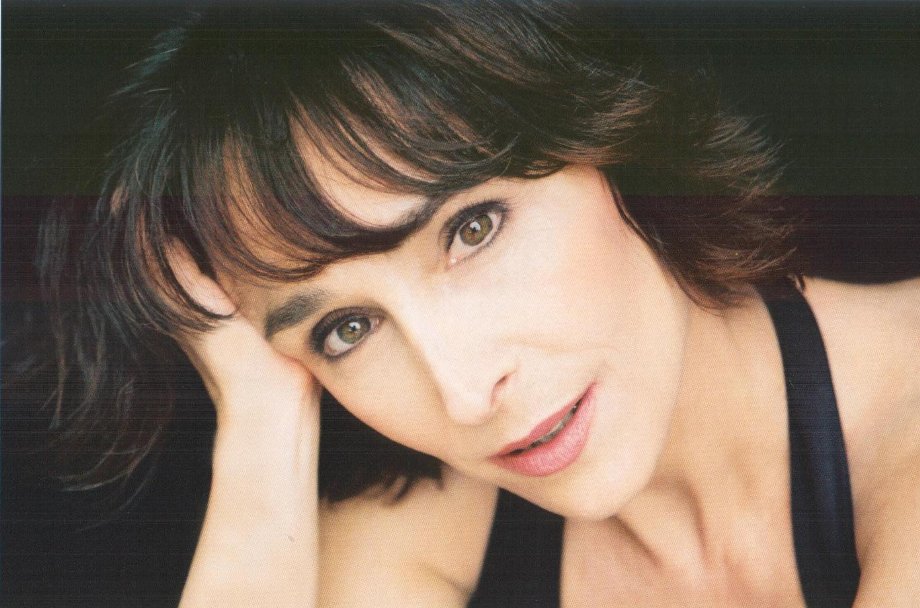 Фото - Terrie Thompson: 920x608 / 107 Кб