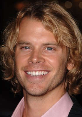 Фото - Эрик Кристиан Олсен: 279x400 / 26 Кб