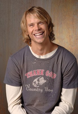 Фото - Эрик Кристиан Олсен: 277x400 / 25 Кб