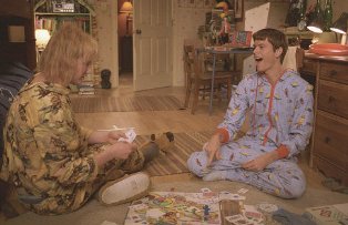 Фото - Эрик Кристиан Олсен: 314x203 / 19 Кб