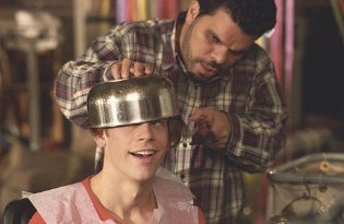 Фото - Эрик Кристиан Олсен: 315x205 / 16 Кб