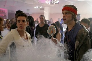 Фото - Эрик Кристиан Олсен: 323x215 / 18 Кб