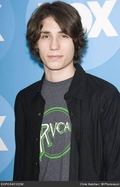 Фото - Джон Патрик Амедори: 400x620 / 34 Кб