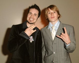 Фото - Harris Allan: 318x253 / 15 Кб