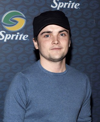 Фото - Роберт Айлер: 328x400 / 28 Кб