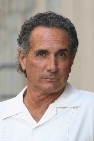 Фото - Арти Паскуале: 320x480 / 21 Кб