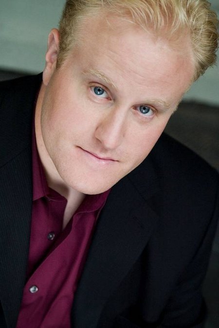 Фото - Адам Муччи: 450x675 / 39 Кб