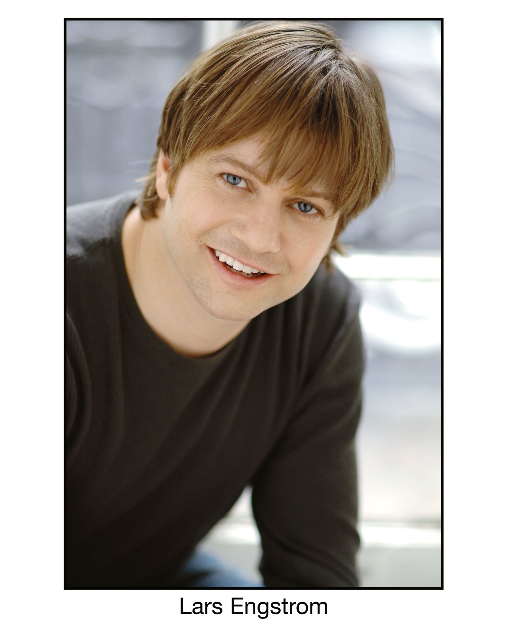 Фото - Lars Engstrom: 1638x2048 / 254 Кб