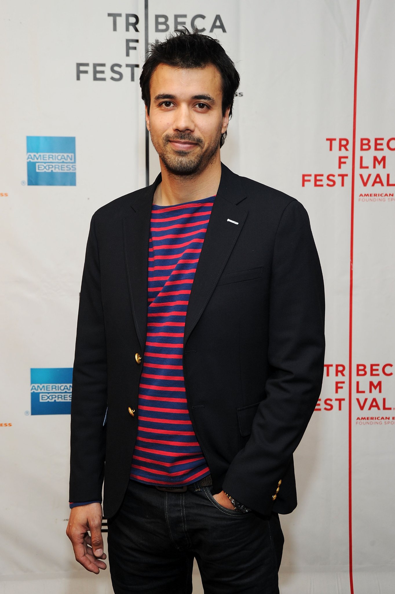 Фото - Филлип Риз: 1364x2048 / 261 Кб