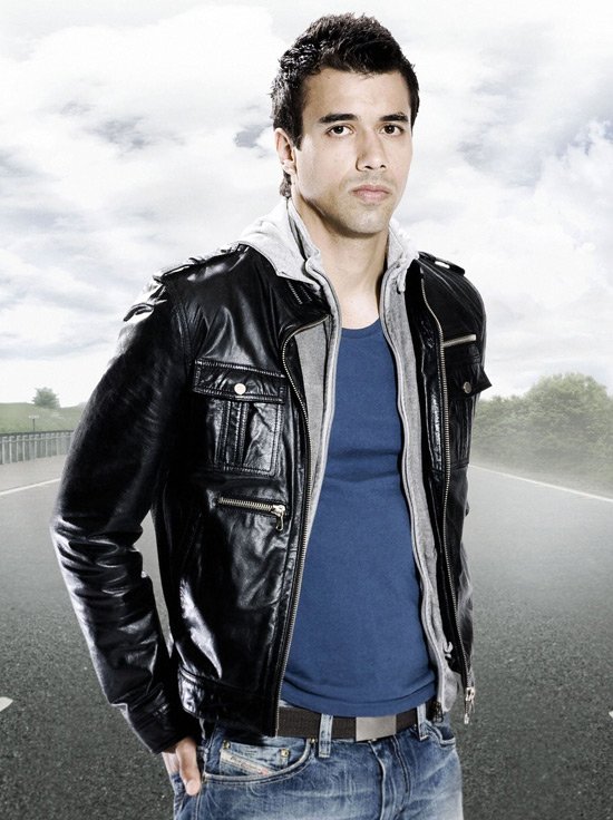 Фото - Филлип Риз: 550x736 / 84 Кб