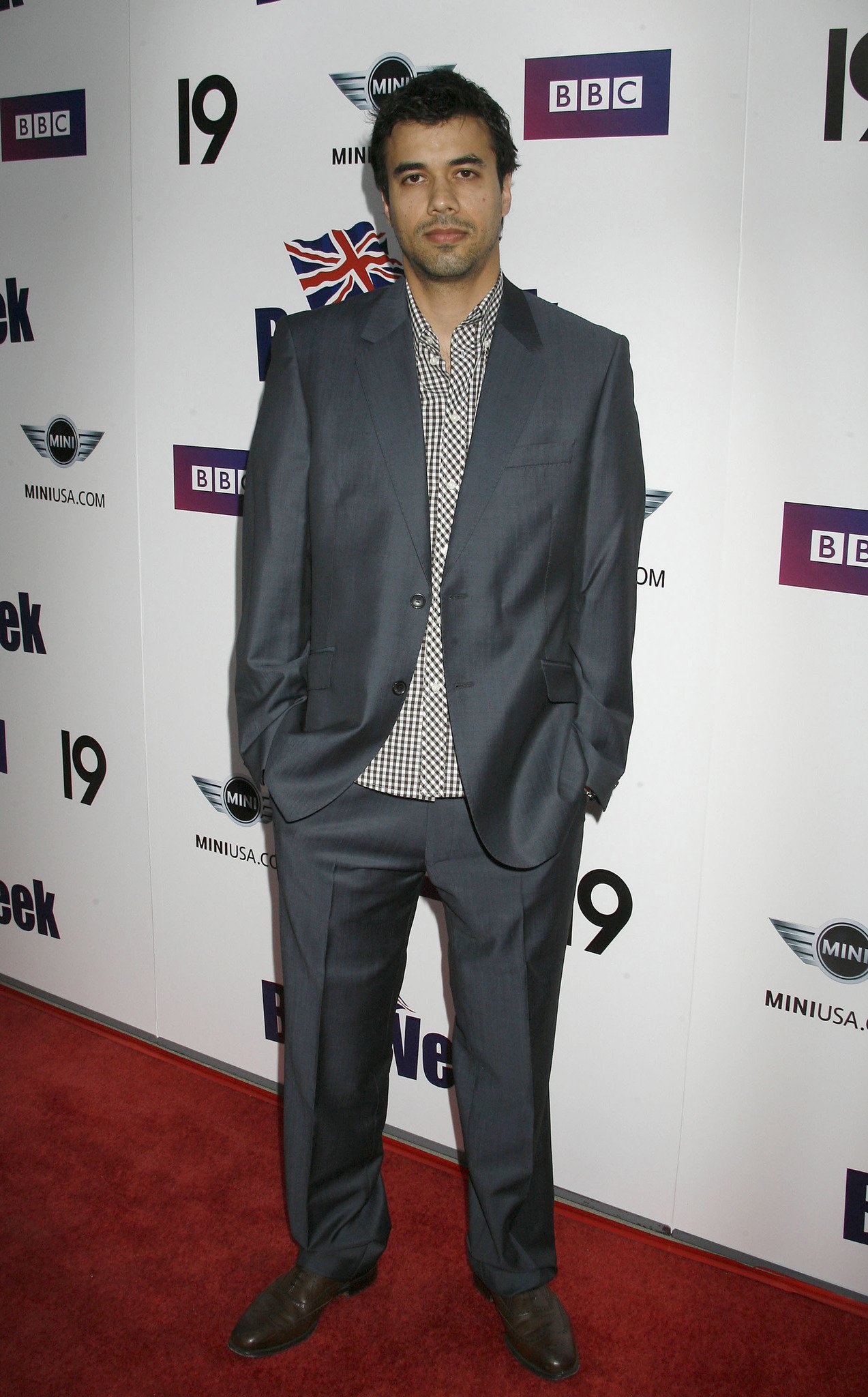 Фото - Филлип Риз: 1273x2048 / 372 Кб