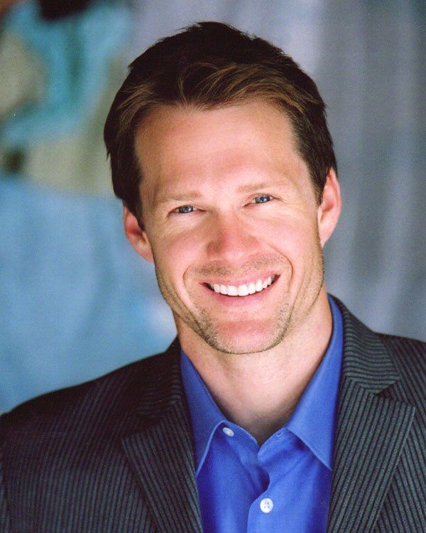 Фото - Ross Gibby: 600x750 / 80 Кб