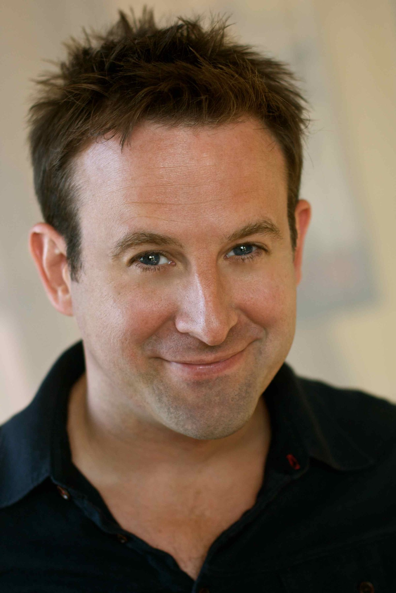 Фото - Robert Bagnell: 1368x2048 / 243 Кб