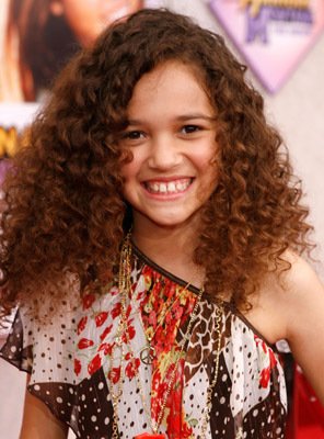 Фото - Мэдисон Петтис: 296x400 / 34 Кб