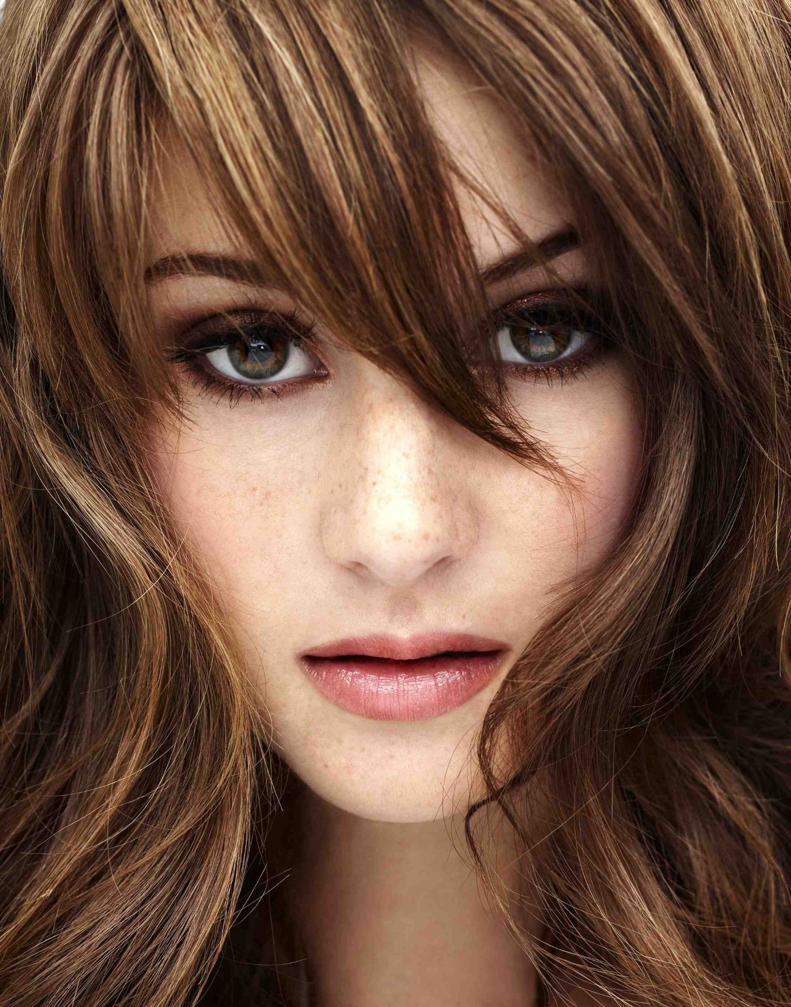 Фото - Шейлин Вудли: 1609x2048 / 665 Кб