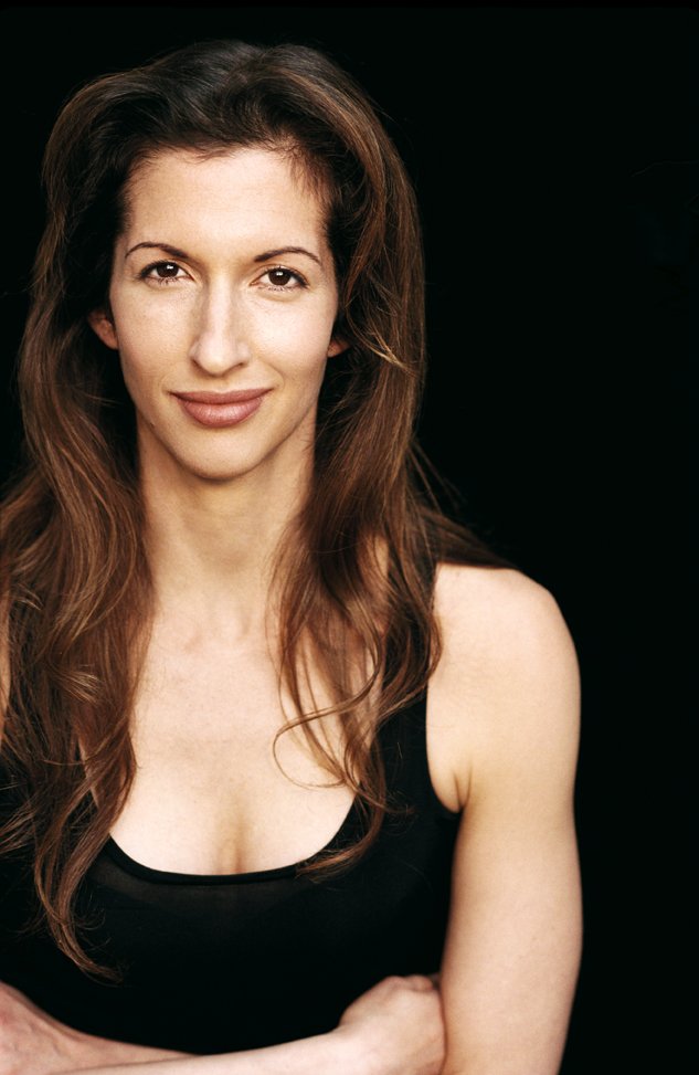 Фото - Алисия Райнер: 633x973 / 76 Кб