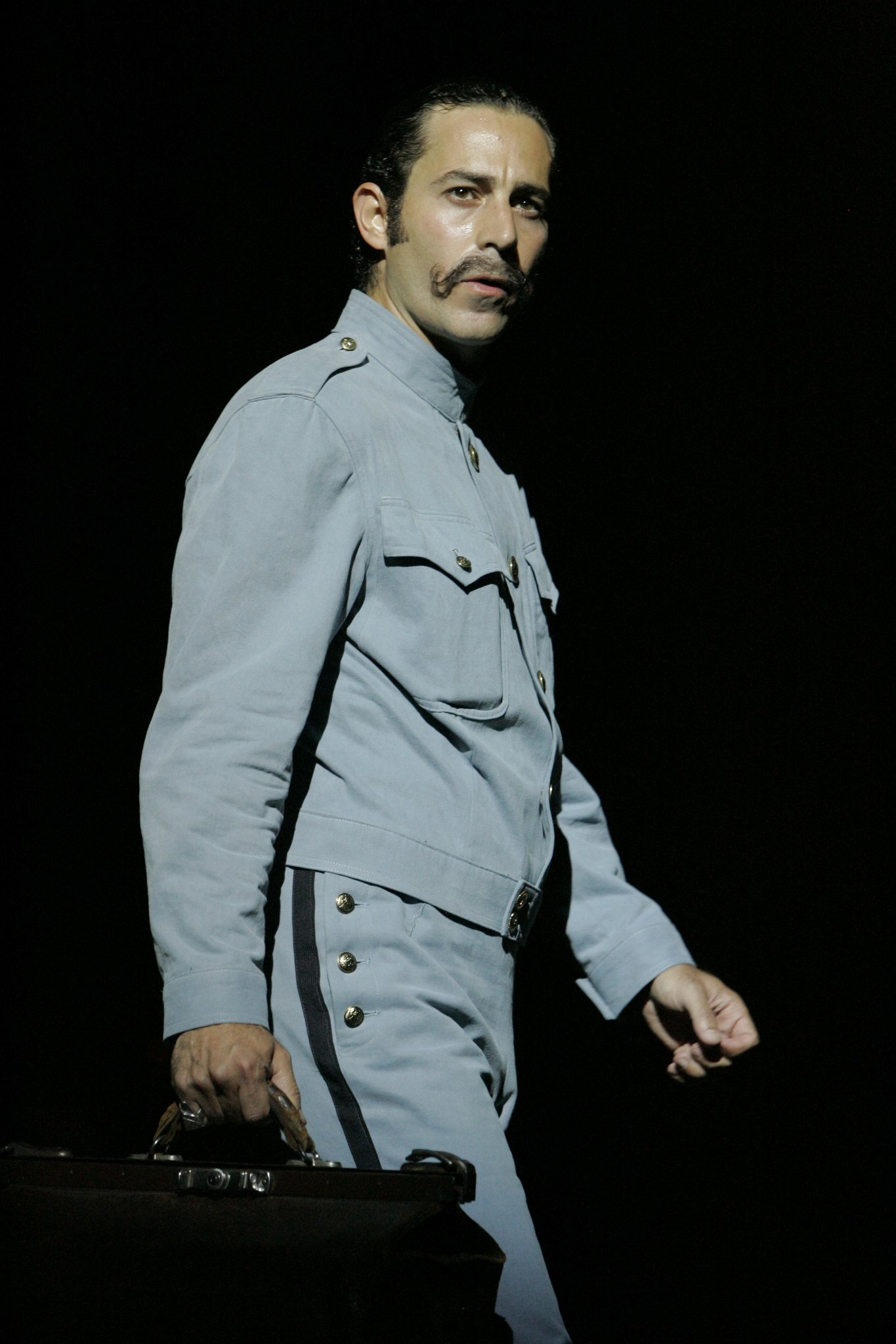 Фото - Валид Зуэйтер: 1365x2048 / 258 Кб